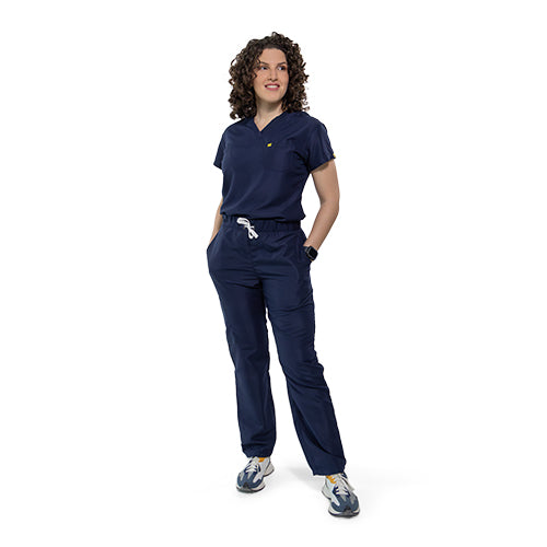 Uniforme Dama Esencial Cuello V Pantalón Clásico